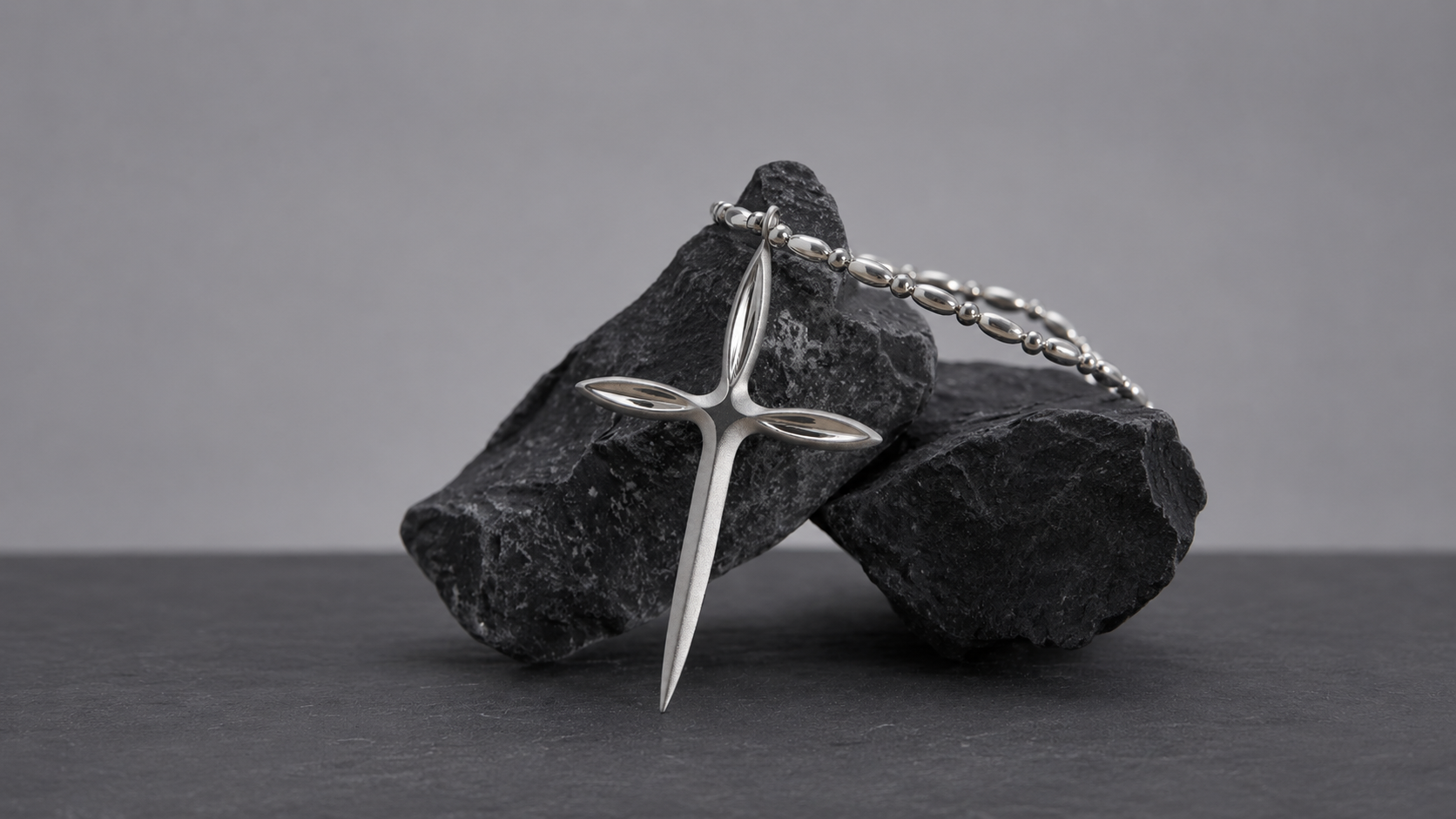 Fragments of Faith — Deconstructed Gothic Jewelry & the Language of Rebellion